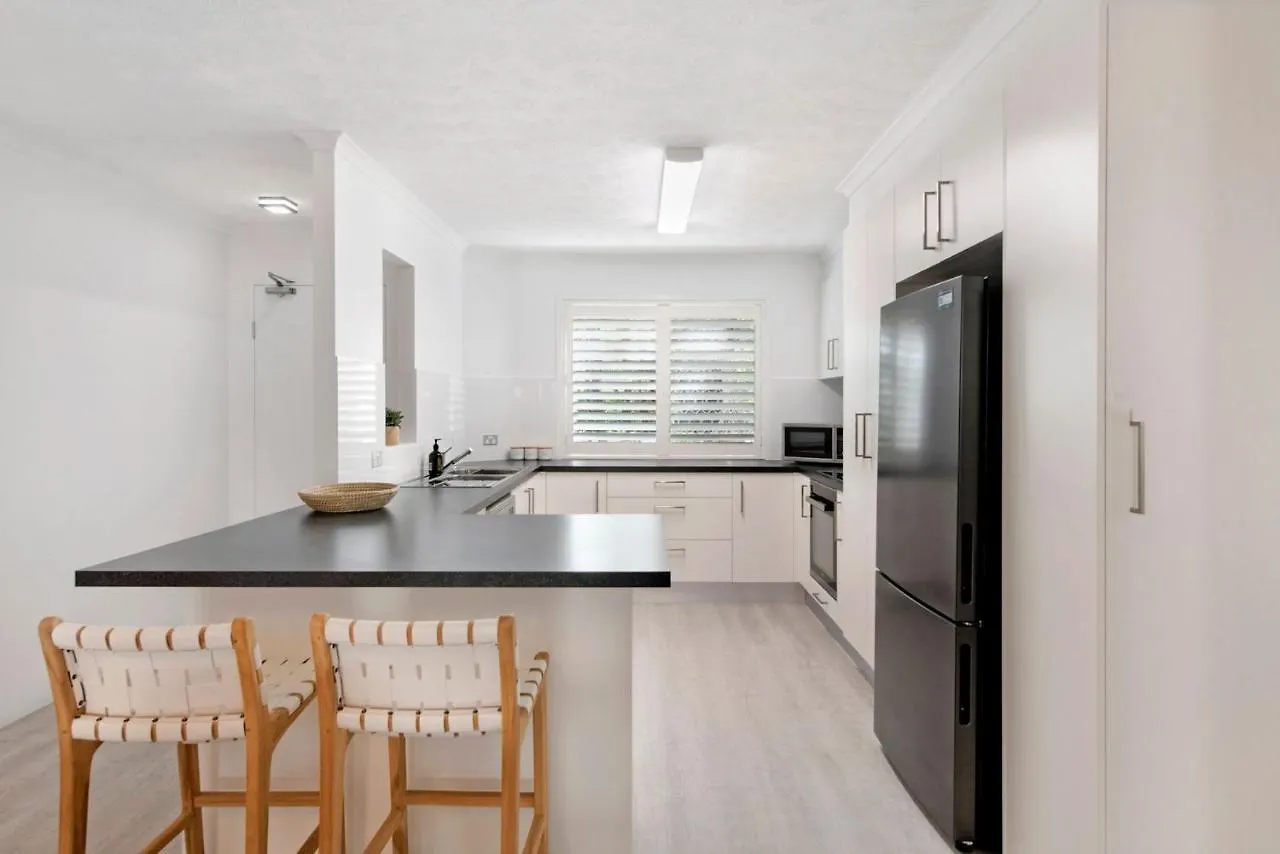 Broadbeach Oasis - 2 Bedroom Apartment In Britannia Голд-Кост